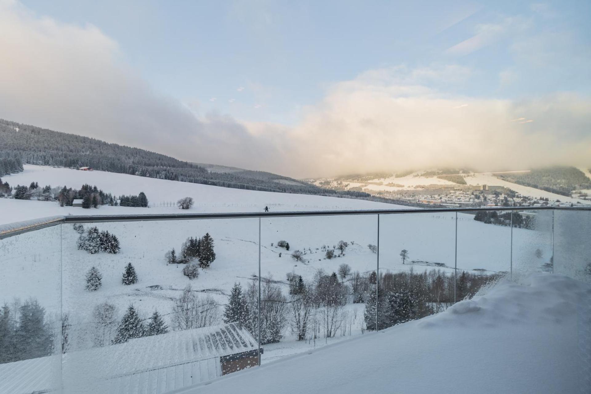 Apartmany Vista Klinovec Loučná pod Klínovcem Bagian luar foto