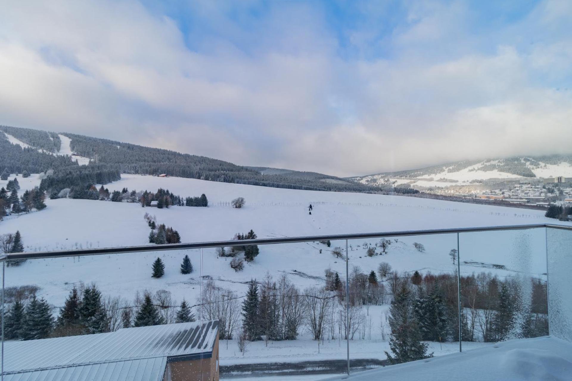 Apartmany Vista Klinovec Loučná pod Klínovcem Bagian luar foto