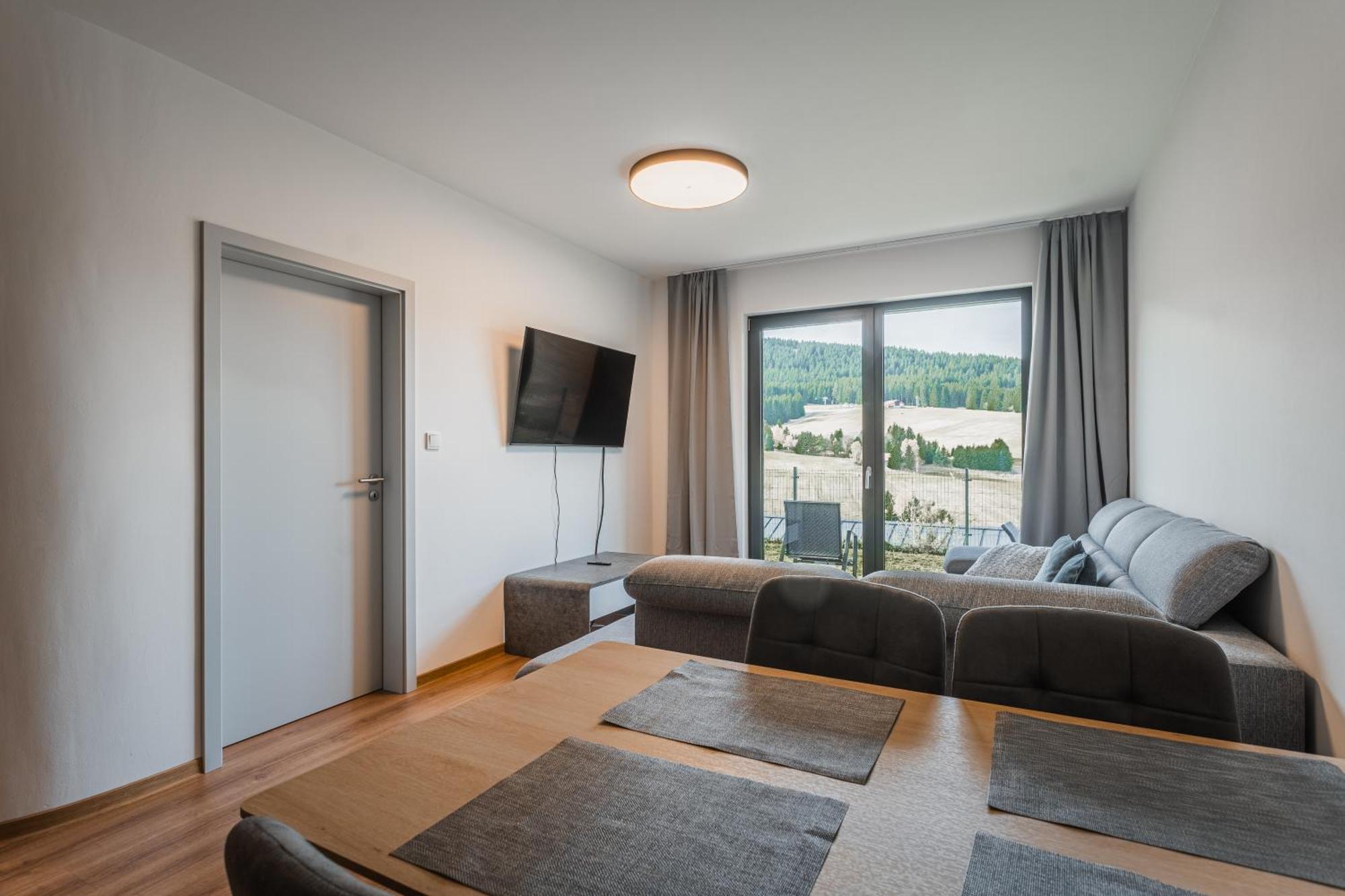 Apartmany Vista Klinovec Loučná pod Klínovcem Ruang foto