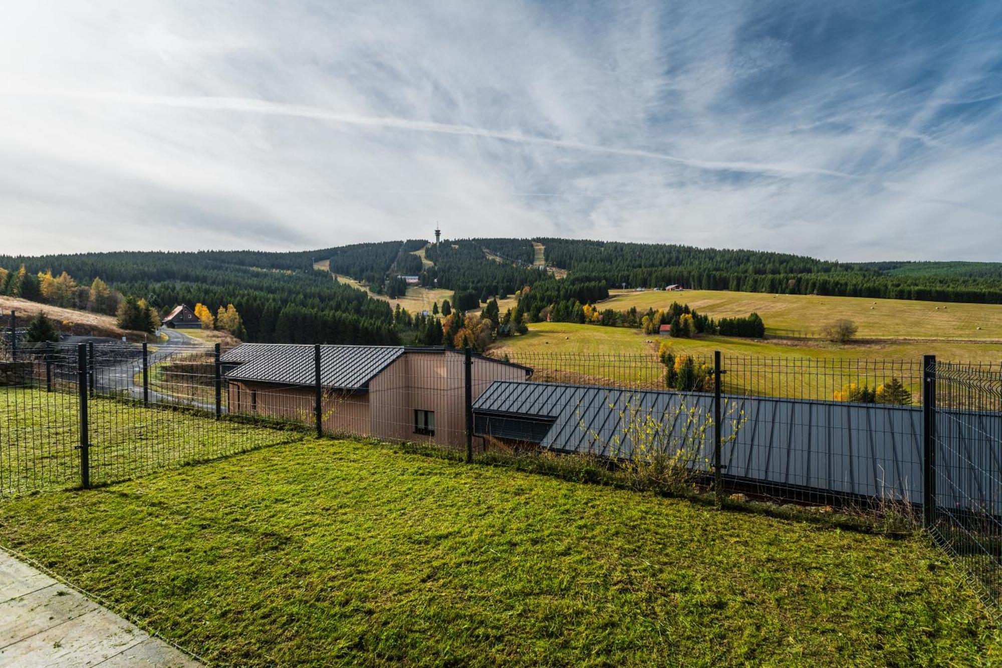 Apartmany Vista Klinovec Loučná pod Klínovcem Bagian luar foto