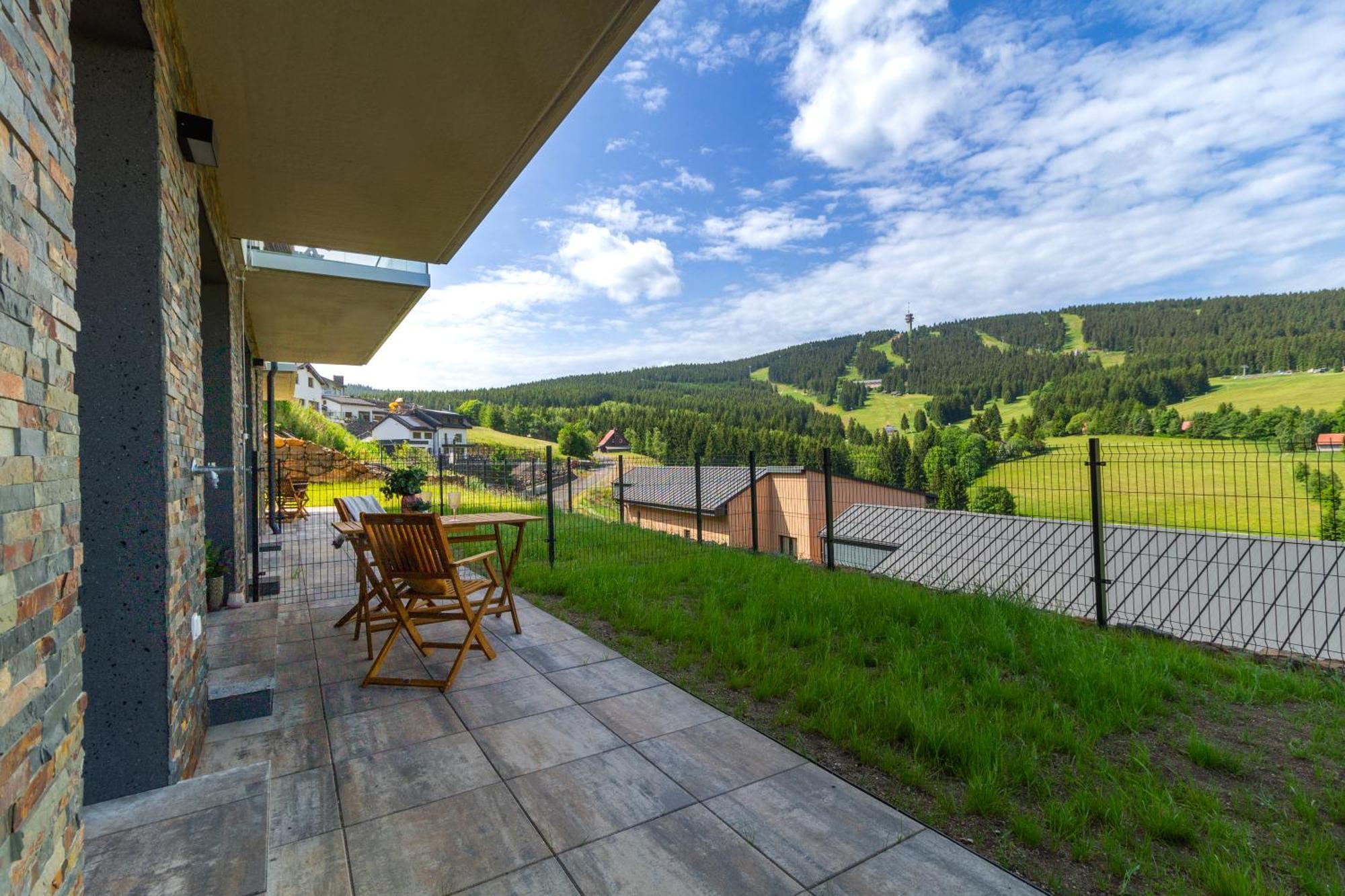 Apartmany Vista Klinovec Loučná pod Klínovcem Bagian luar foto