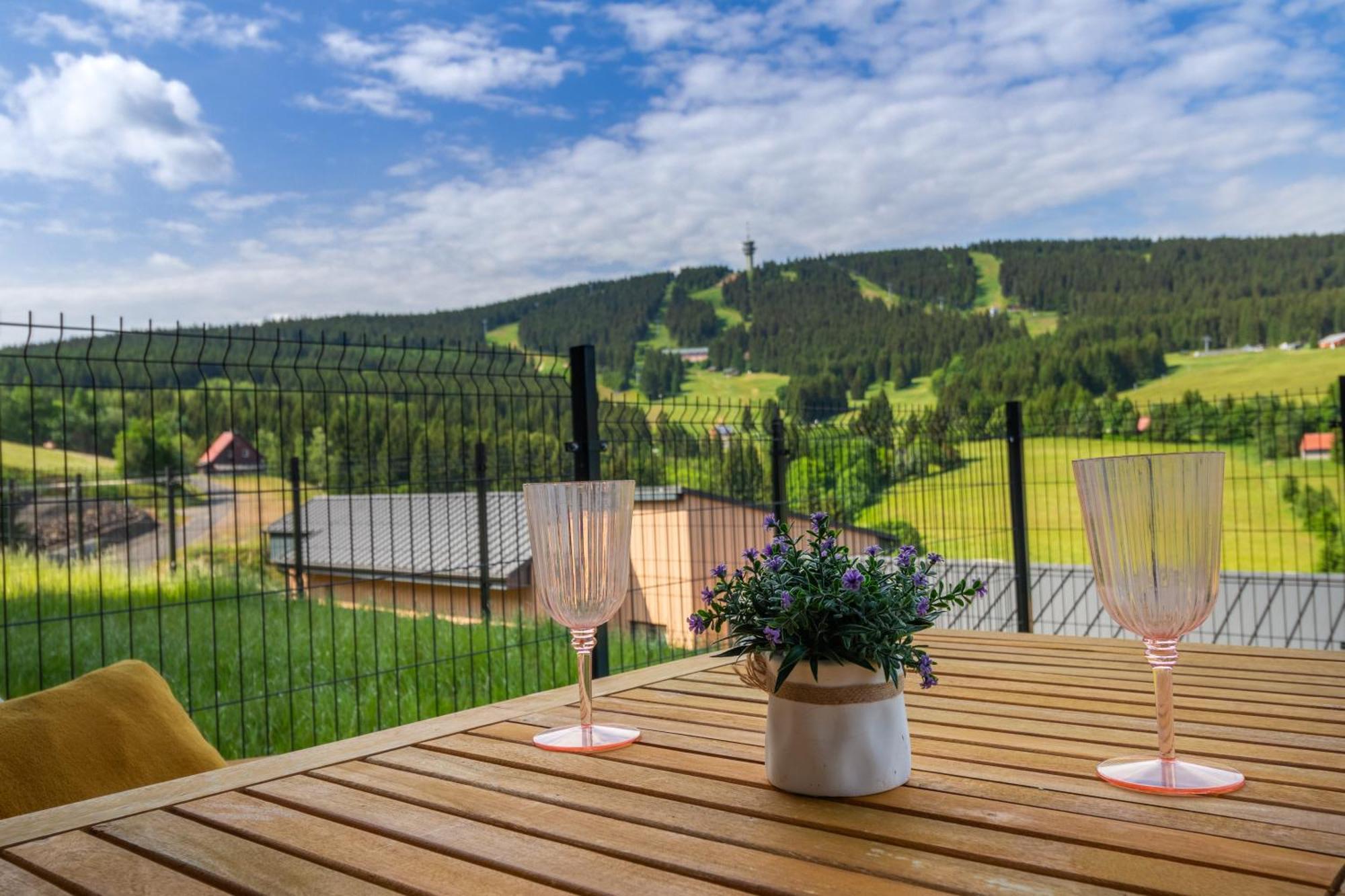 Apartmany Vista Klinovec Loučná pod Klínovcem Bagian luar foto